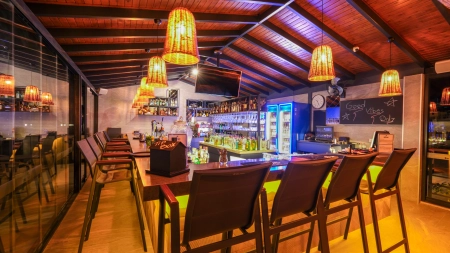 Restaurant &amp; Bar Gallery